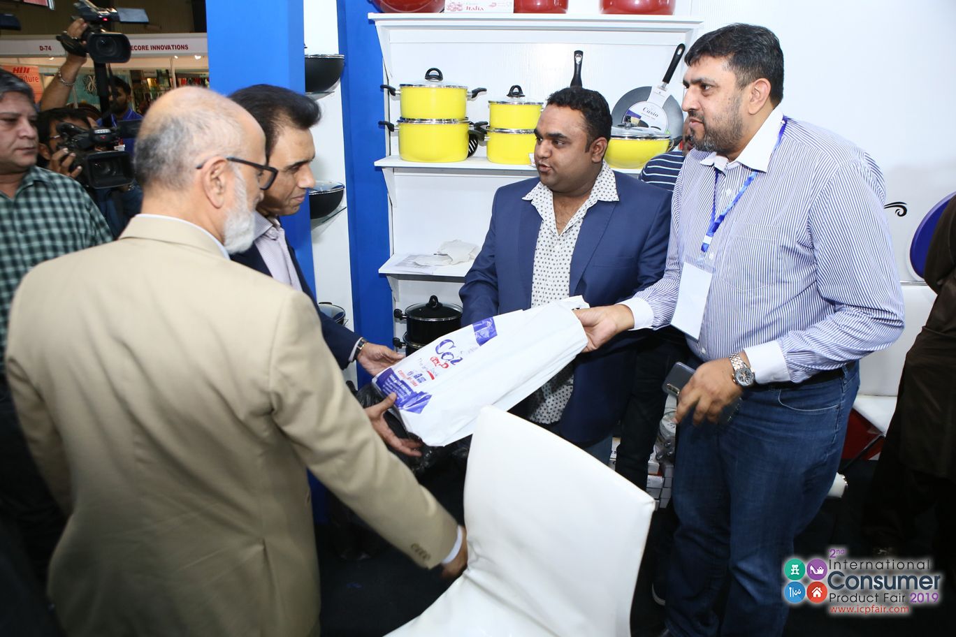 Fashion Jewellery & Accessories Asia Largest Fashion & Jewellery